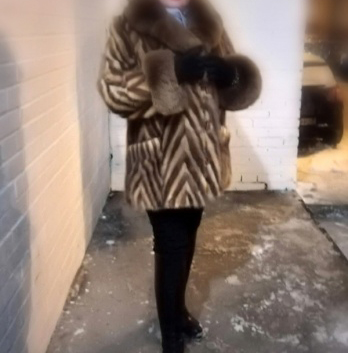Диночка, 49